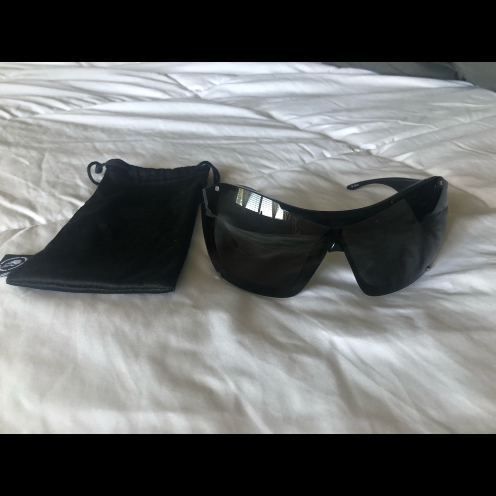 Metal mulisha glasses and juicy bag